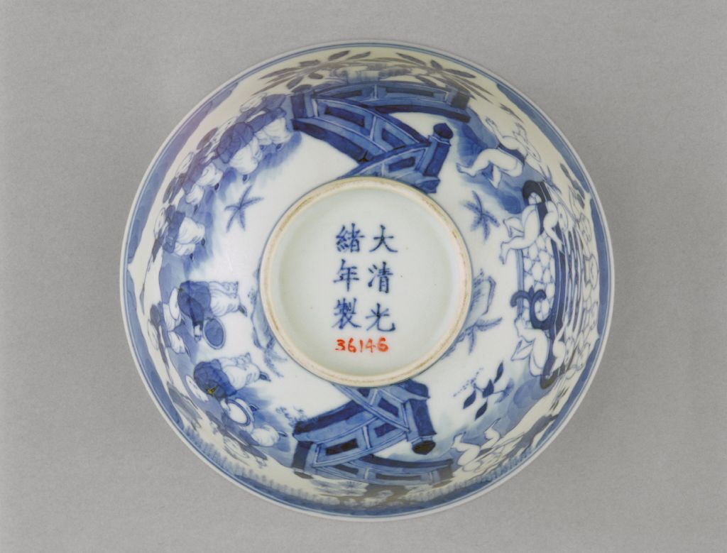 图片[2]-Blue and White Baby Play Picture Bowl-China Archive